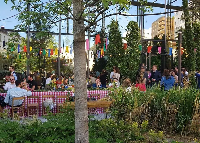 Le 300 By Happynoworry *