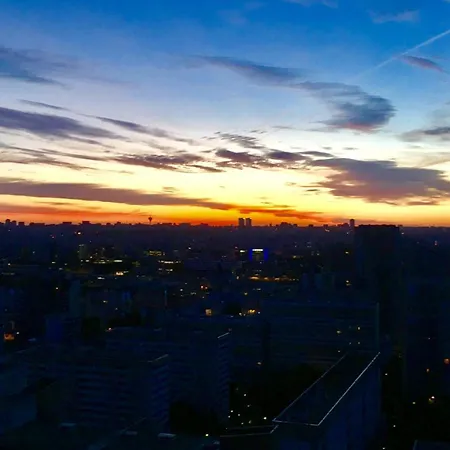 Le 300 By Happynoworry