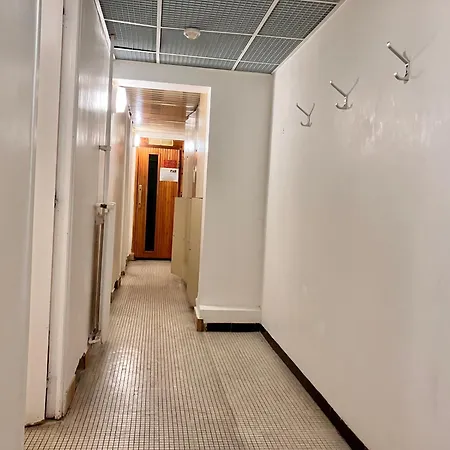 Le 300 By Happynoworry * Parijs