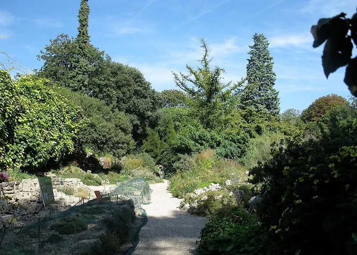 Le 300 By Happynoworry Apartment *