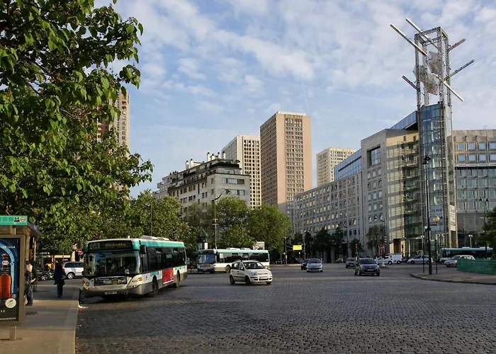 Le 300 By Happynoworry Apartment *