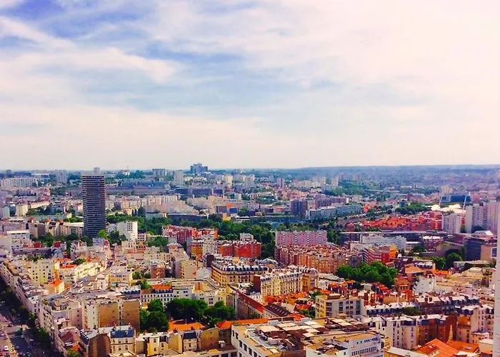 Le 300 By Happynoworry Paris