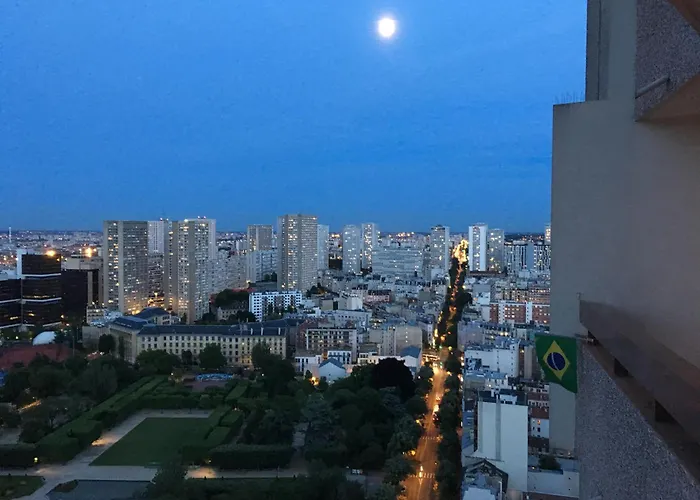 Le 300 By Happynoworry *