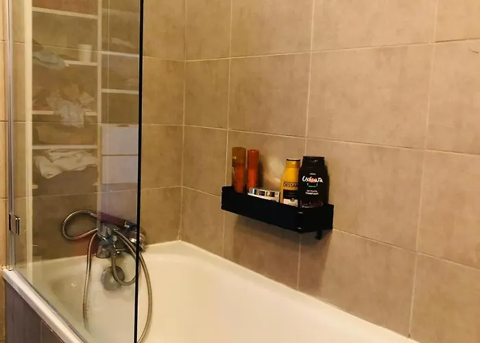 Le 300 By Happynoworry *