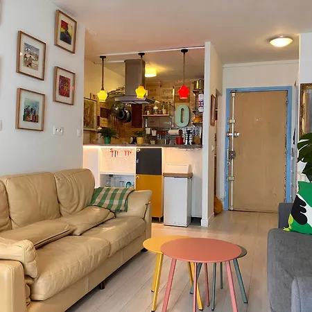 Le 300 By Happynoworry